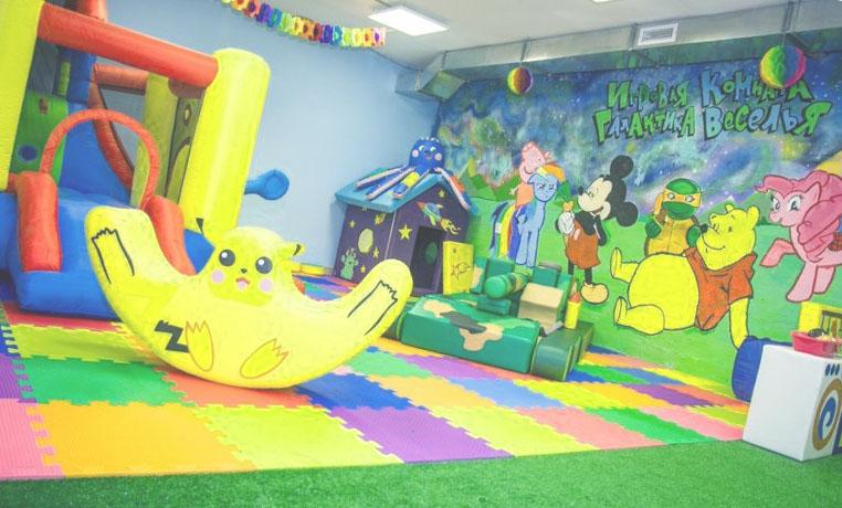 Тепер і в Києві можна випробувати себе «на міцність», стрибнувши з вишки вниз головою. Випробуй себе банджі-джампінгу!